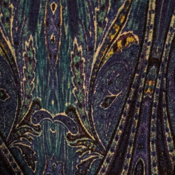 Allie & Rob long sleeve pullover shirt size small - Picture 7 of 8